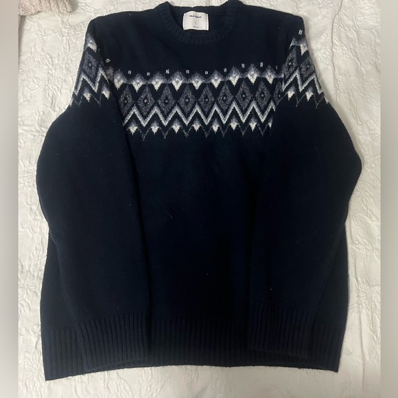 Old Navy Men's Dark Blue Patterned Crewneck Sweater - Picture 2 of 2
